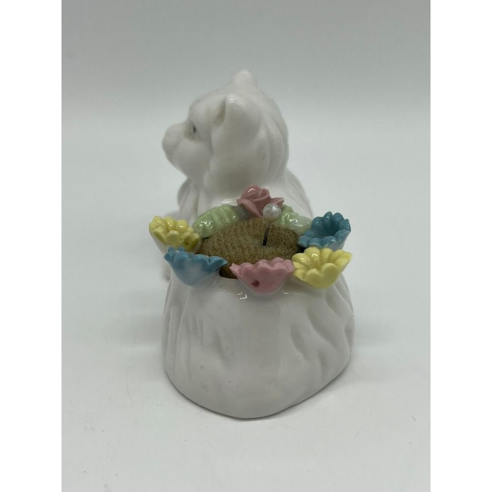 Vintage White Cat Porcelain Pin Cushion Multicolor Pastel Flowers Made in Taiwan - Picture 5 of 8